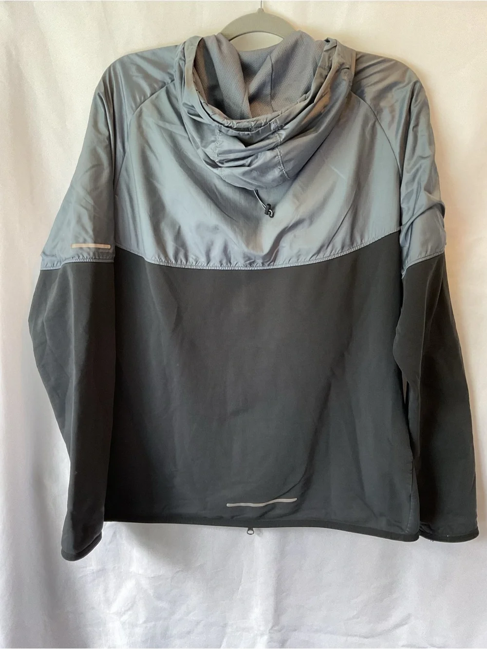 Nike Running Two-Tone Dri-Fit Hooded Jacket - Gray & Black